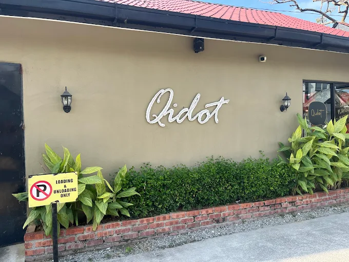 Qidot Cafe