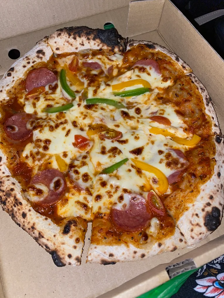 Pizza Kayu Api Melaka