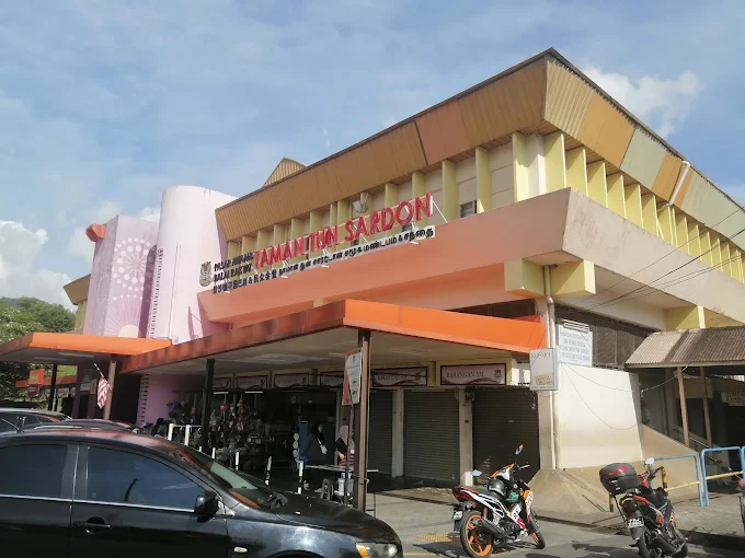 Astaka Taman Tun Sardon
